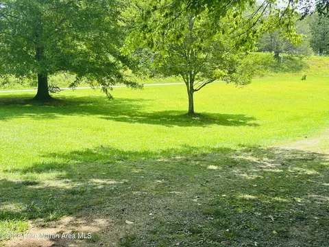 Exterior - 619 Madwind Rd, Jacksons Gap, AL 36861 photo 8 of 25