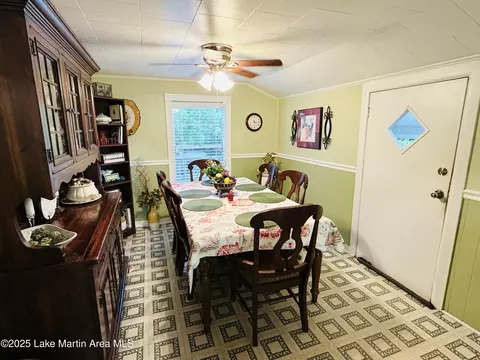 Dining - 619 Madwind Rd, Jacksons Gap, AL 36861 photo 3 of 4
