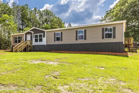 7066 Grier Rd, Wetumpka, AL 36092