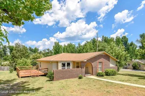 1315 Parrish St, Alexander City, AL 35010