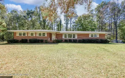 3460 Hillabee Rd, Alexander City, AL 35010