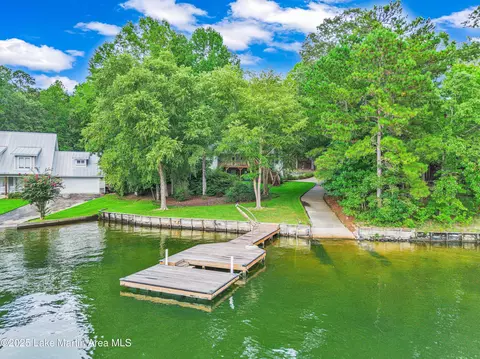 1453 Shady Bay Dr, Jacksons Gap, AL 36861