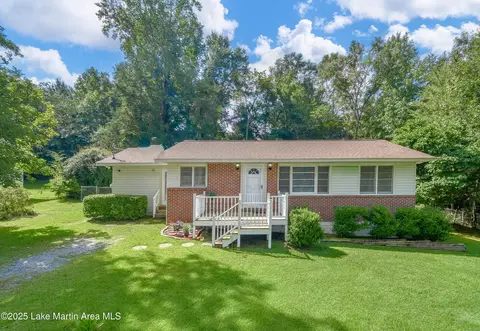 1444 4th St, Alexander City, AL 35010