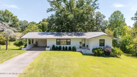 173 Webb St, Dadeville, AL 36853