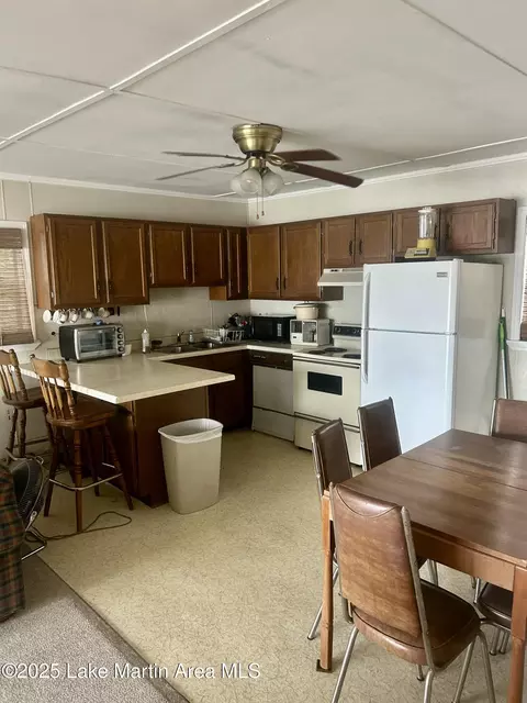 46 Castaway Cir, Eclectic, AL 36024 photo 6