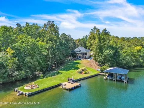 76 Wood Duck Ln, Dadeville, AL 36853