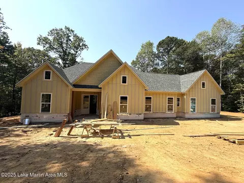 1216 Lakeview Ridge Cir, Dadeville, AL 36853