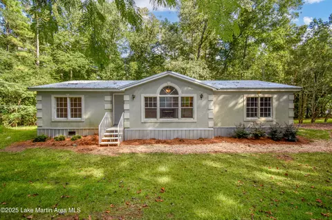 25 Mcbride Loop, Jacksons Gap, AL 36861