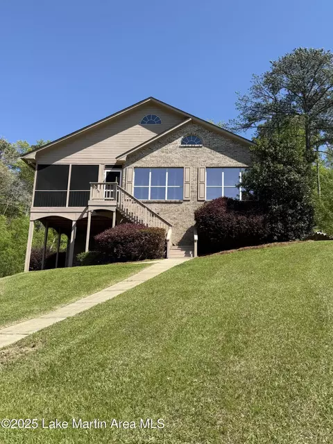 110 Manoy Cove Dr, Jacksons Gap, AL 36861