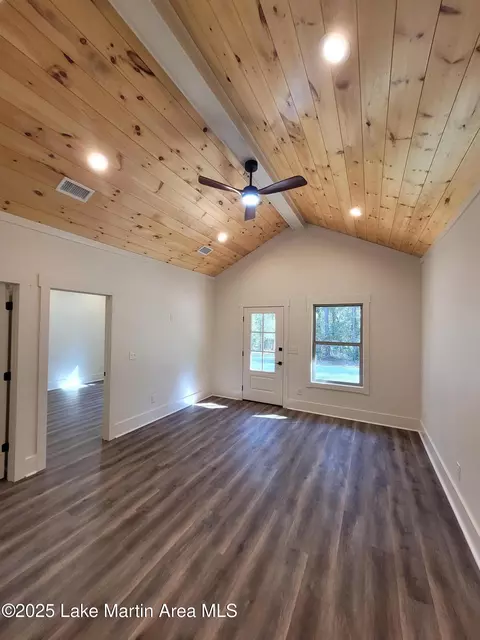 Living - 325 Ridgeway Dr, Eclectic, AL 36024 photo 2 of 2