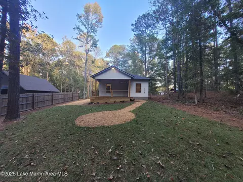 Exterior - 325 Ridgeway Dr, Eclectic, AL 36024 photo 1 of 5