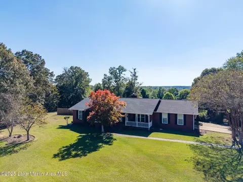 530 Woodland Trce, Dadeville, AL 36853