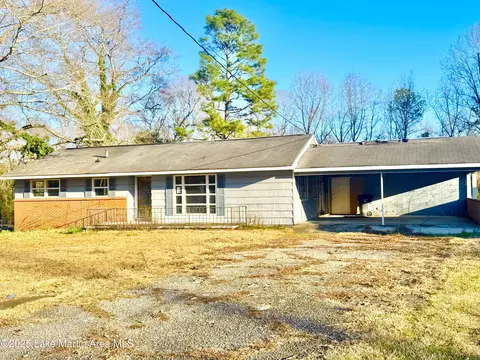 518 Halliana Rd, Alexander City, AL 35010