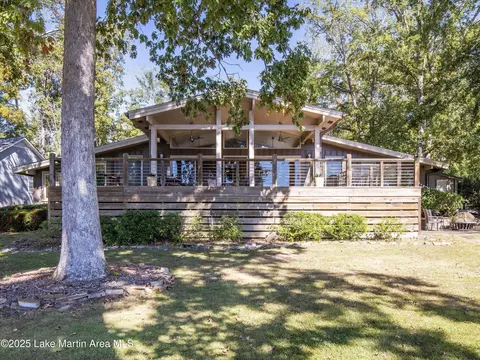 825 Beach Island Trce, Dadeville, AL 36853