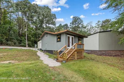 51 Weldon Ln, Dadeville, AL 36853