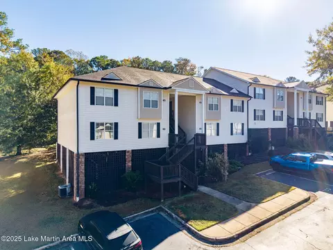 741 Lakeview Rdg UNIT 201, Dadeville, AL 36853