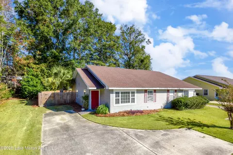 1229 Temple Cir # B, Alexander City, AL 35010