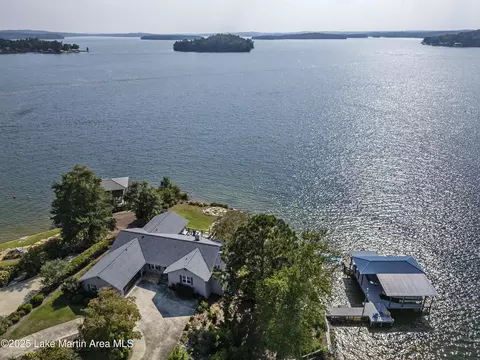 122 Shady Bay Pt, Jacksons Gap, AL 36861