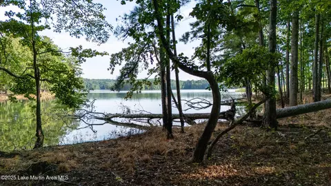 40 Rampart Loop, Alexander City, AL 35010