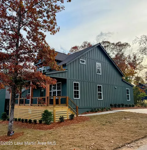 326 Whisper Trce, Tallassee, AL 36078