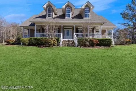 5632 Cherokee Trl, Tallassee, AL 36078