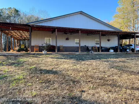 91 Monroe Dr, Delta, AL 36258