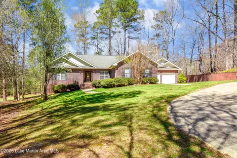 96 Laurelview Rd, Dadeville, AL 36853