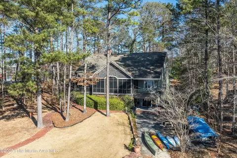 281 Magnolia Dr, Dadeville, AL 36853