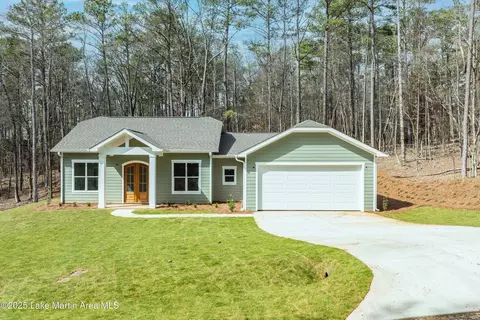 97 Big Buck Ln, Dadeville, AL 36853