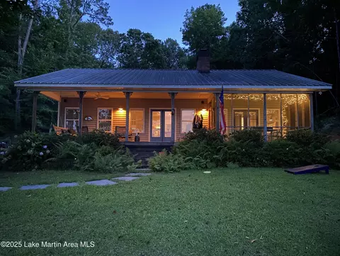 58 Azalea Cv, Equality, AL 36026