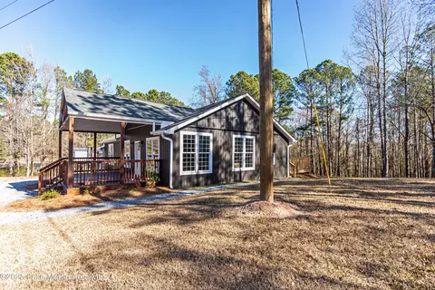 11056 Central Plank Rd, Eclectic, AL 36024 photo 6