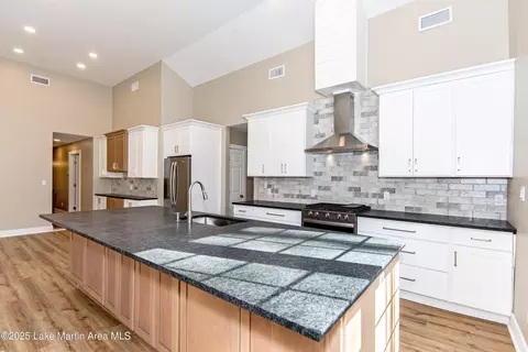 11056 Central Plank Rd, Eclectic, AL 36024 photo 2