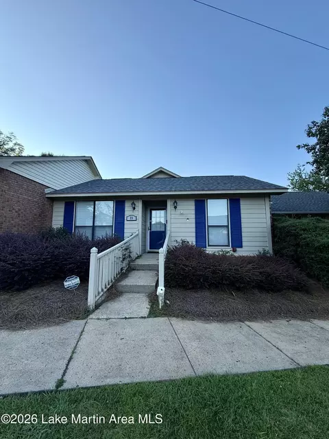 23 Wheeler St, Alexander City, AL 35010