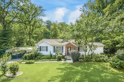 2035 East Cir, Alexander City, AL 35010