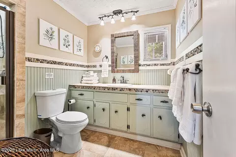 Bath - 392 Carnation Dr, Equality, AL 36026 photo 1 of 1