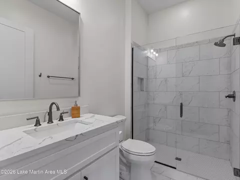 Bath - 152 Canoe Pt, Equality, AL 36026 photo 4 of 11