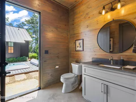 Bath - 152 Canoe Pt, Equality, AL 36026 photo 1 of 11