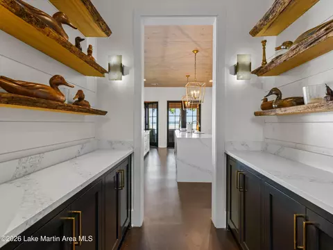 Entry Way - 152 Canoe Pt, Equality, AL 36026 photo 4 of 11