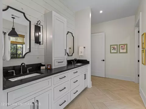 Bath - 152 Canoe Pt, Equality, AL 36026 photo 7 of 11
