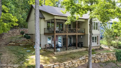 390 Hickory Dr, Dadeville, AL 36853