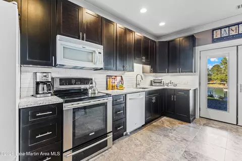 Kitchen - 320 Tulip Dr, Equality, AL 36026 photo 4 of 4