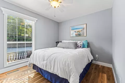 Bedroom - 320 Tulip Dr, Equality, AL 36026 photo 5 of 9