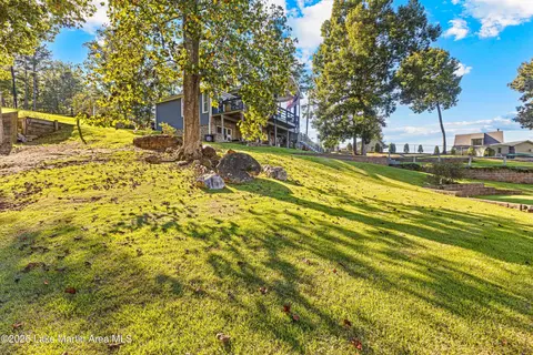 Exterior - 320 Tulip Dr, Equality, AL 36026 photo 5 of 13