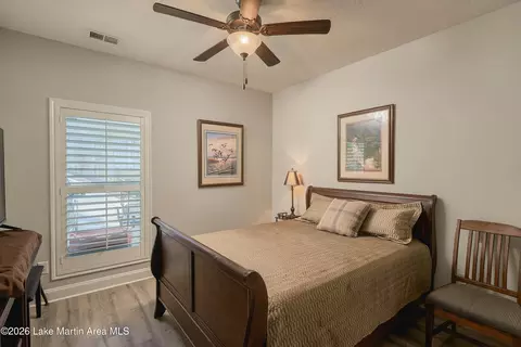 Bedroom - 847 Smith Mountain Dr, Jacksons Gap, AL 36861 photo 4 of 6