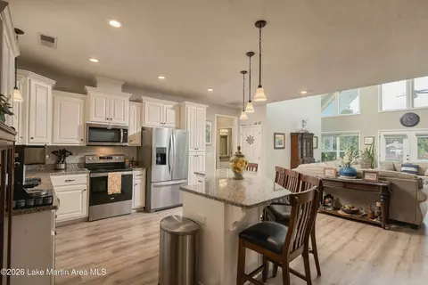 Kitchen - 847 Smith Mountain Dr, Jacksons Gap, AL 36861 photo 2 of 5