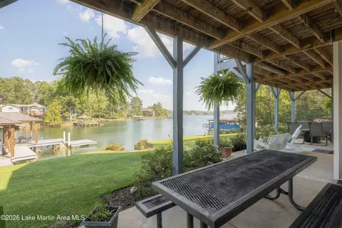Exterior - 847 Smith Mountain Dr, Jacksons Gap, AL 36861 photo 7 of 11