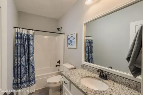Bath - 847 Smith Mountain Dr, Jacksons Gap, AL 36861 photo 5 of 5