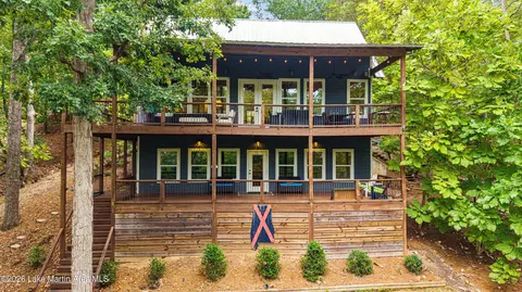 122 Long Branch Dr, Dadeville, AL 36853