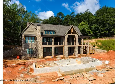 1255 Luannes Way, Alexander City, AL 35010