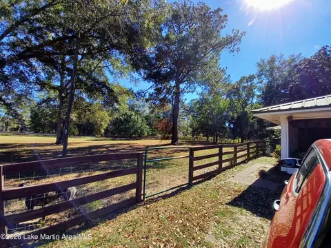 Exterior - 11405 Meriwether Trl, Grady, AL 36036 photo 2 of 16